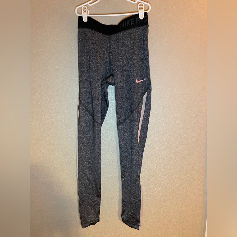 Nike Heather Gray Workout Leggings w/ Blush Details